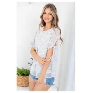 Gorgeous Double Layer Leaf Design Top with Tie Sleeves